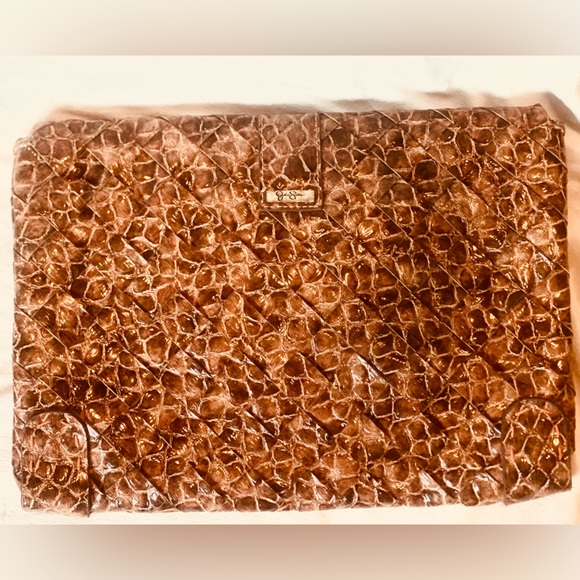 JESSICA SIMPSON St Tropez Clutch Purse Brown Textured Faux Leather. Style:JS2381 - Picture 2 of 6